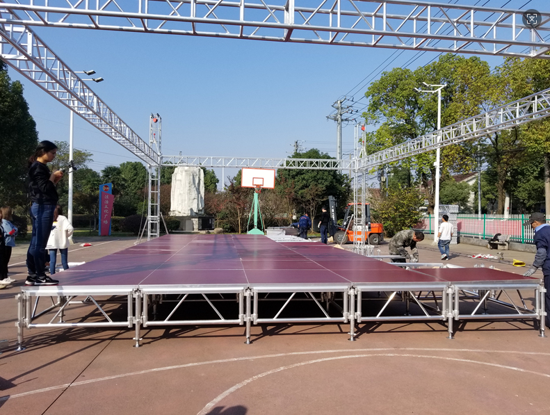 A Basic Guide to Stage Systems: Materials, Types, and Installation